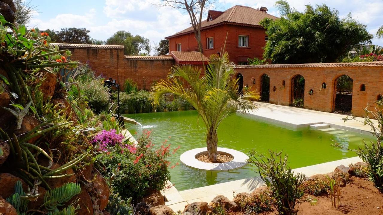 Eco Lodge Les Chambres Du Voyageur Antsirabe Bagian luar foto