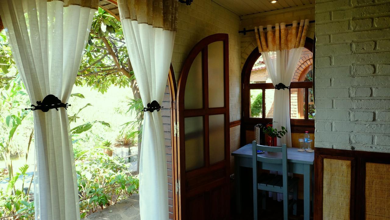 Eco Lodge Les Chambres Du Voyageur Antsirabe Bagian luar foto
